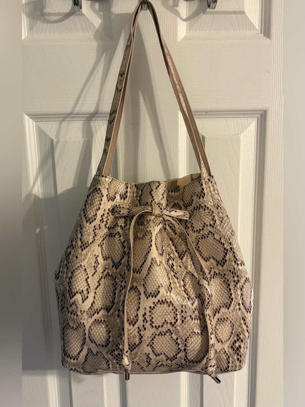 H&M Faux Leather Snake-Print Beige Drawstring Shoulder Bag